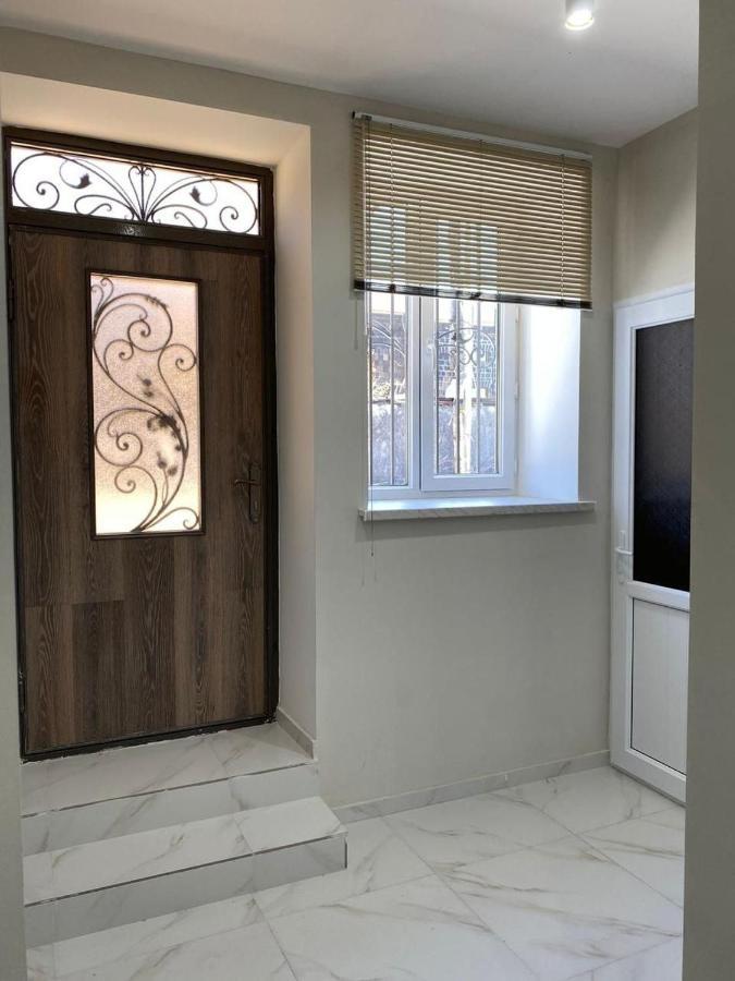 Lidiani Guest House Ґюмрі Екстер'єр фото